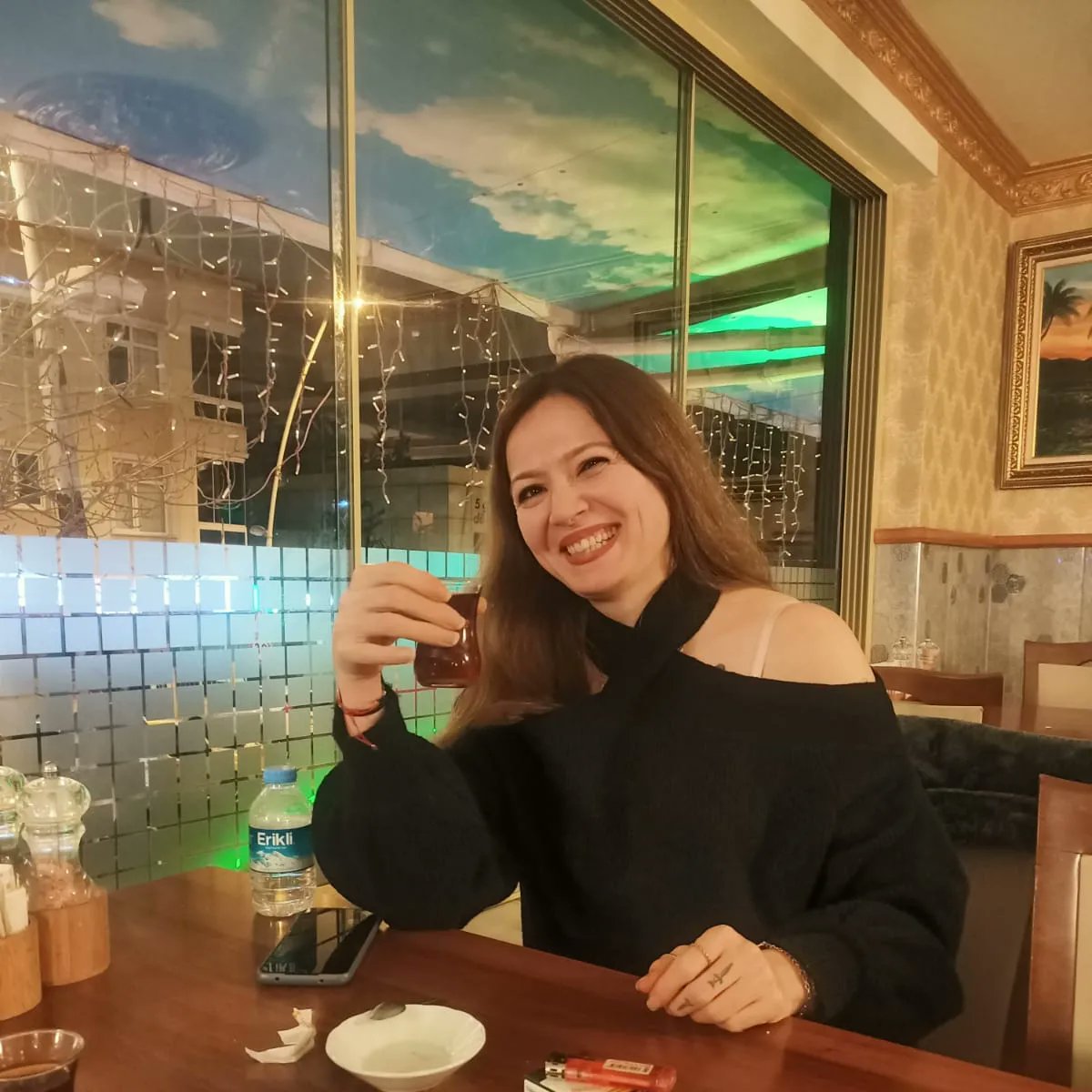 GnlBas1's tweet photo. #Çay içince #Mutlu  olan #birisiyim #benden bir #zarar #gelmez.
#☕🦋🥰😄 https://t.co/Jm2hNHYasS