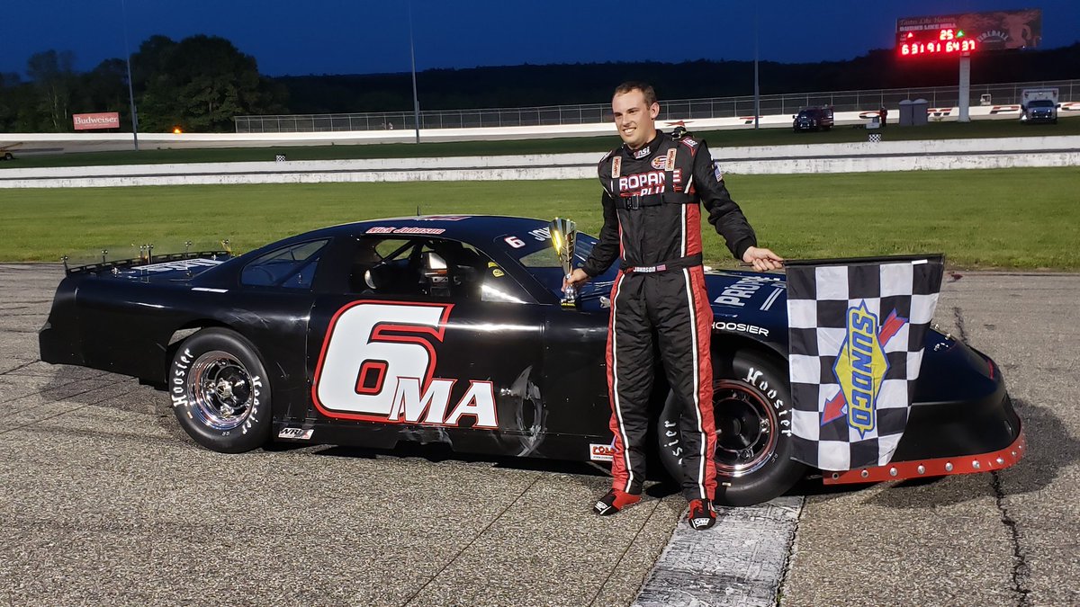 Nick Johnson wrestled the lead away from Andrew Moelleur to take down the 25-lap @ThompsonSpdwy Late Model feature.