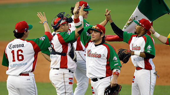 Una foto del recuerdo de México en la Serie del Caribe 2012 🇲🇽🤩📸 ¿A qué peloteros reconoces? 🤔 #LigaARCO ⚾️