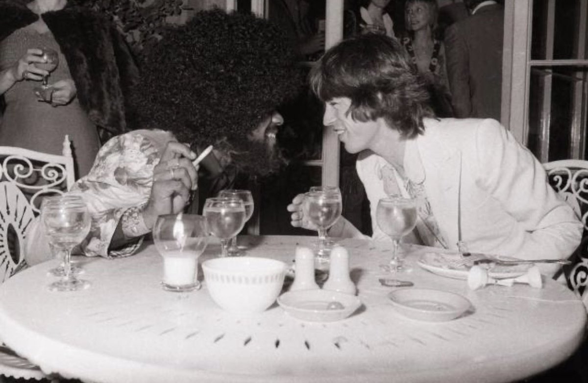 denajag's tweet photo. Billy Preston and Mick Jagger 🎼❤️🎼🎤 #PromoParty #GoatsHeadSoup #BlenheimPalace #Oxfordshire #6thSeptember1973 https://t.co/oW3O38dFEY