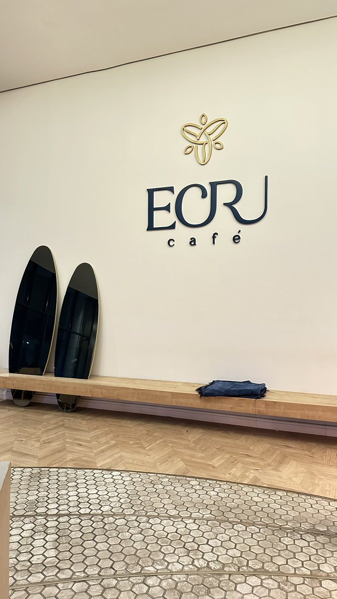 كوفيهات الرياض والخرج. tweet media