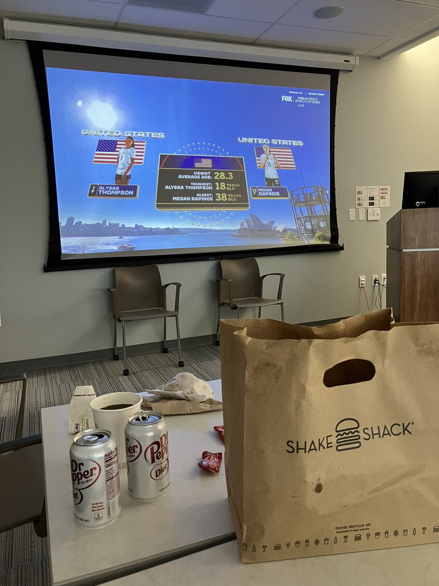 Is there any other way to take your last fellowship call than with @shakeshack @USWNT and 2 add-on cases? Definitely not. Finishing with a bang with @QuaceMcKinn and @phelps_hm 🎊