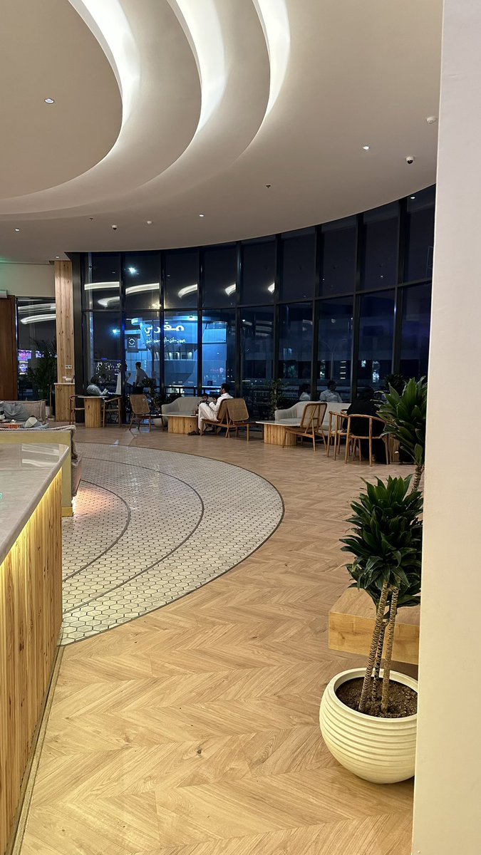 كوفيهات الرياض والخرج. tweet media