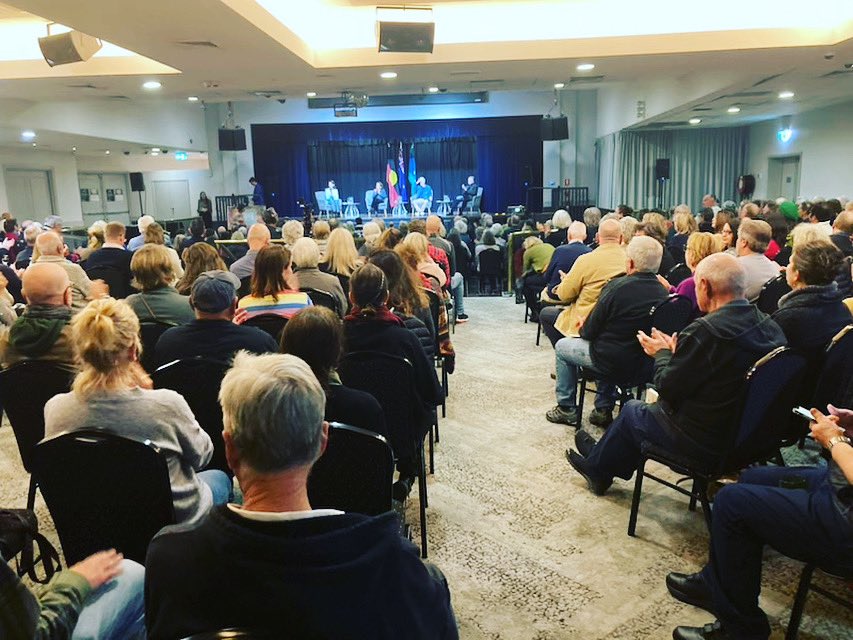 Full house for Voice community forum last night. @SophieScamps @ Rachel Perkins @ Craig Foster @ Jeff McMullan. Do you know of any other public Voice events in Mackellar coming up? Do you feel prepared for the upcoming referendum?#voicesofmackellar #voicetoparliament #voices