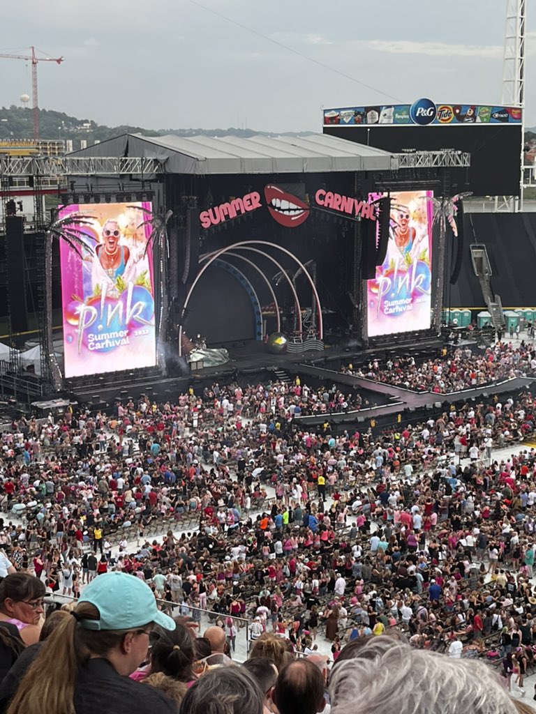 bearyladylike's tweet photo. Can’t wait for the nostalgia #pinksummercarnival #pink2023 https://t.co/Zd6fhEcjSL