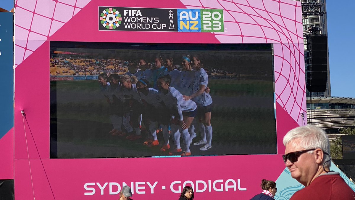 BresciaWSoc's tweet photo. LETS GO @USWNT #FIFAWWC #BWSWWC https://t.co/eRHQVnSV4V