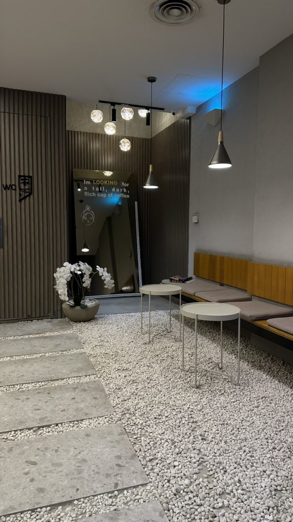 كوفيهات الرياض والخرج. tweet media