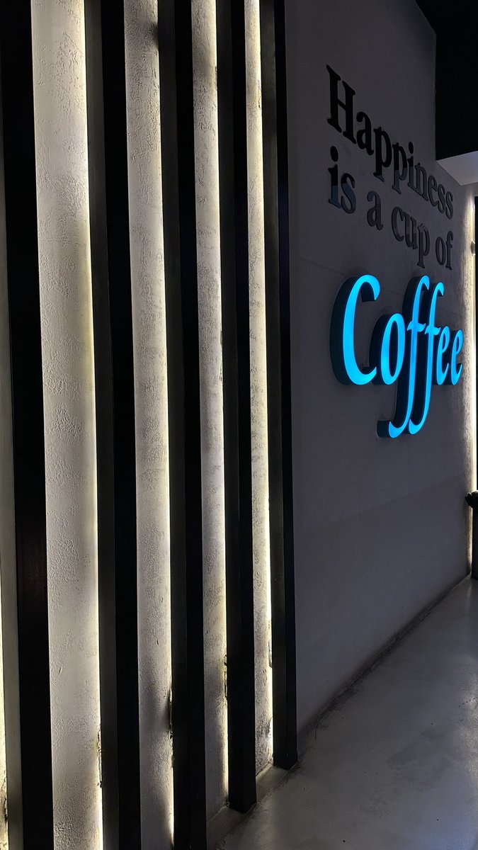 كوفيهات الرياض والخرج. tweet media