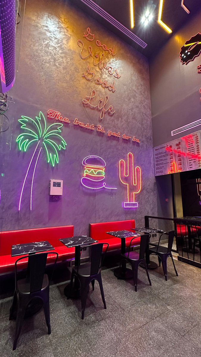 كوفيهات الرياض والخرج. tweet media