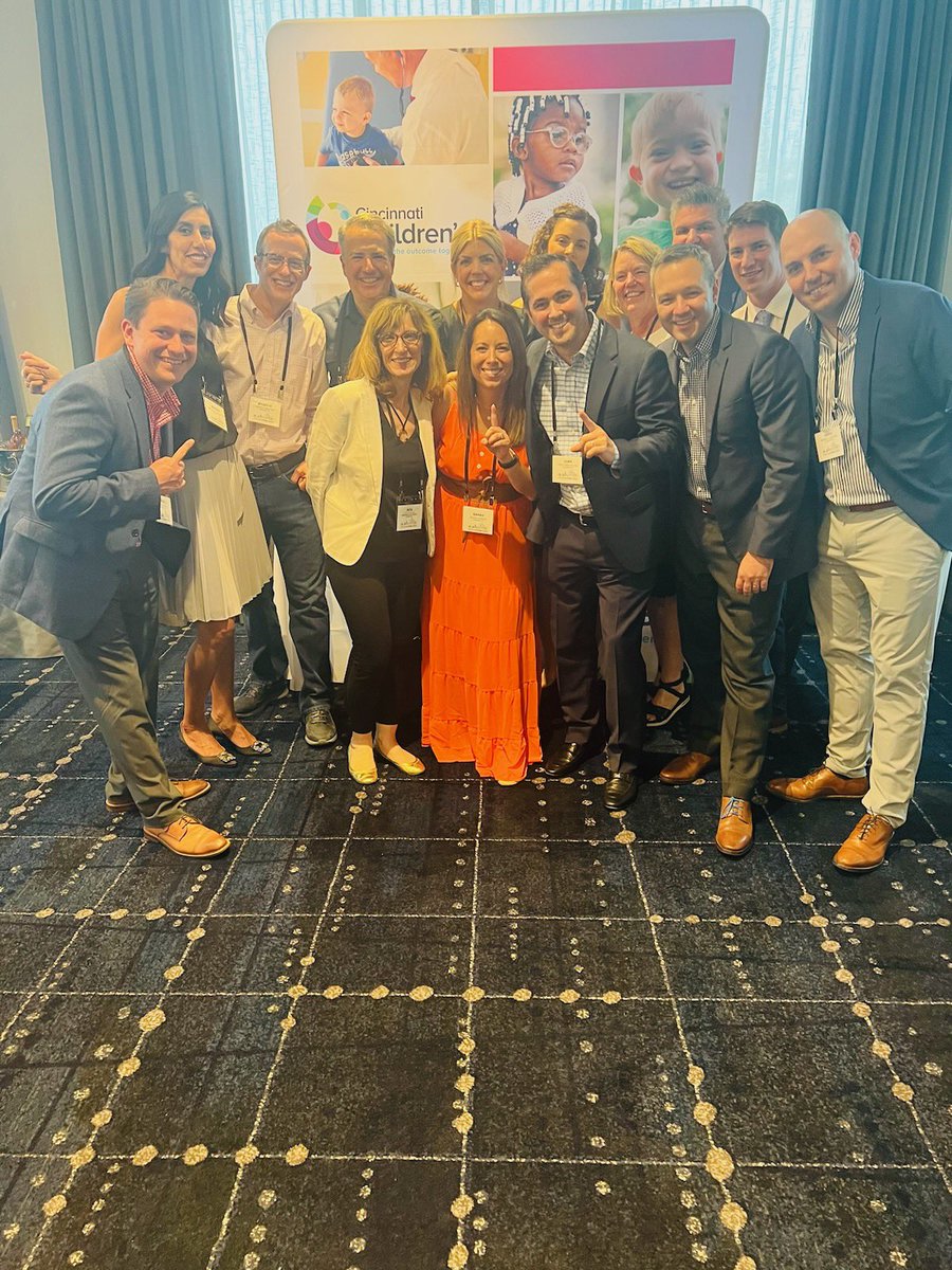 JPGurria's tweet photo. No.1 team #pancreas team for the No.1 Children’s hospital @CincyChildrens representing at #pancreasfest @CincyKidsSurg @CincyKidsGastro @NatPancFdn let’s cure #pancreatitis #tpiat @MaisamHaijaMD @DavidVitaleMD @ColleenMOLowe @AndrewTroutMD https://t.co/zf0IVNNUYA