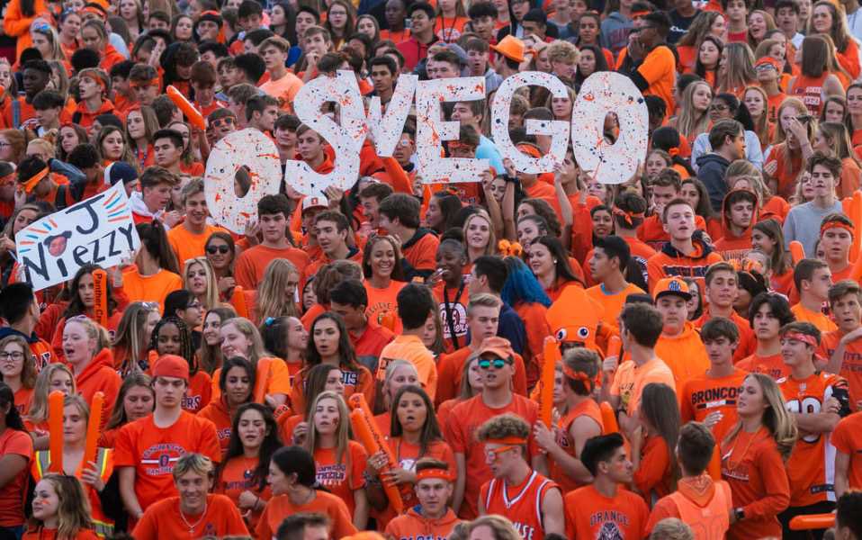 CooneyPanthers's tweet photo. @Oswego_Football captains for the 23 season.

Congrats to 
@_Gustavo_Guzman 
@ElijahSeaton5 
@DylanK201520 
@taii_thomas89 https://t.co/RCihG75Fjs