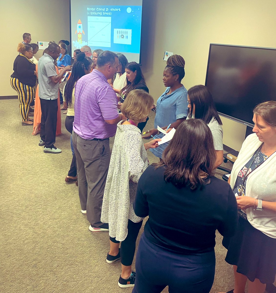 learnwithKV's tweet image. #discourse strategies on deck! I had fun presenting to @KleinISD  newest science teachers at NEW! We were moving and grooving experiencing strategies that make thinking visible🗣📖✍️🔄
@KleinISDscience