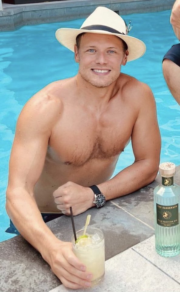 BarbBourgeois8's tweet photo. Oh Dear God!  🥵🔥 #DamnSam https://t.co/RBYBJxk3l4