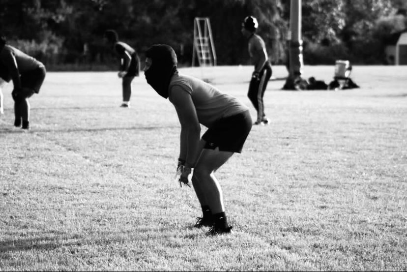 2litLj's tweet photo. Senior SZN here is upon us❤️‍🔥🤝 
Strictly business. @VinelandFB thank you once again for everything that this program has instilled in me, the discipline and support I’ve gained over the years isn’t something I take for granted. I am grateful and blessed, #Goclan🐔❤️ https://t.co/kBmZgH9Esq