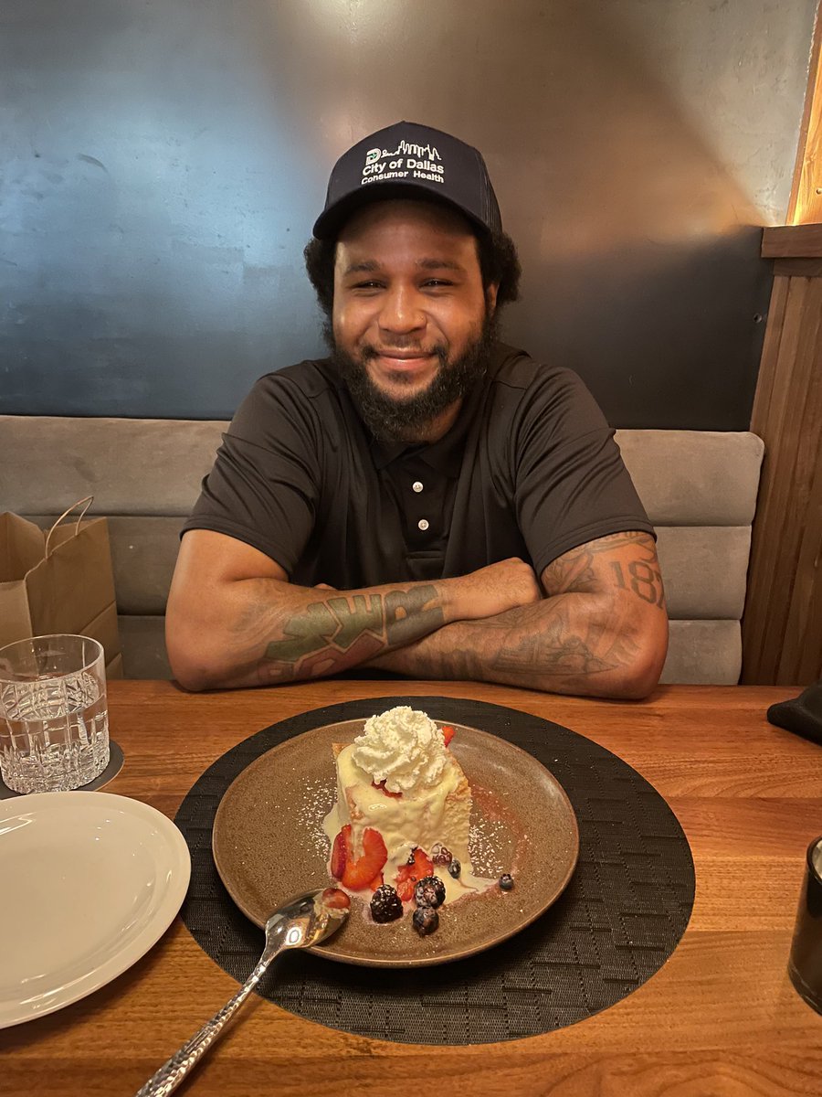 _StayCoolin's tweet photo. tryna learn to celebrate small wins too. new position boiz 🍾🍾 https://t.co/2pJ5PPypBh