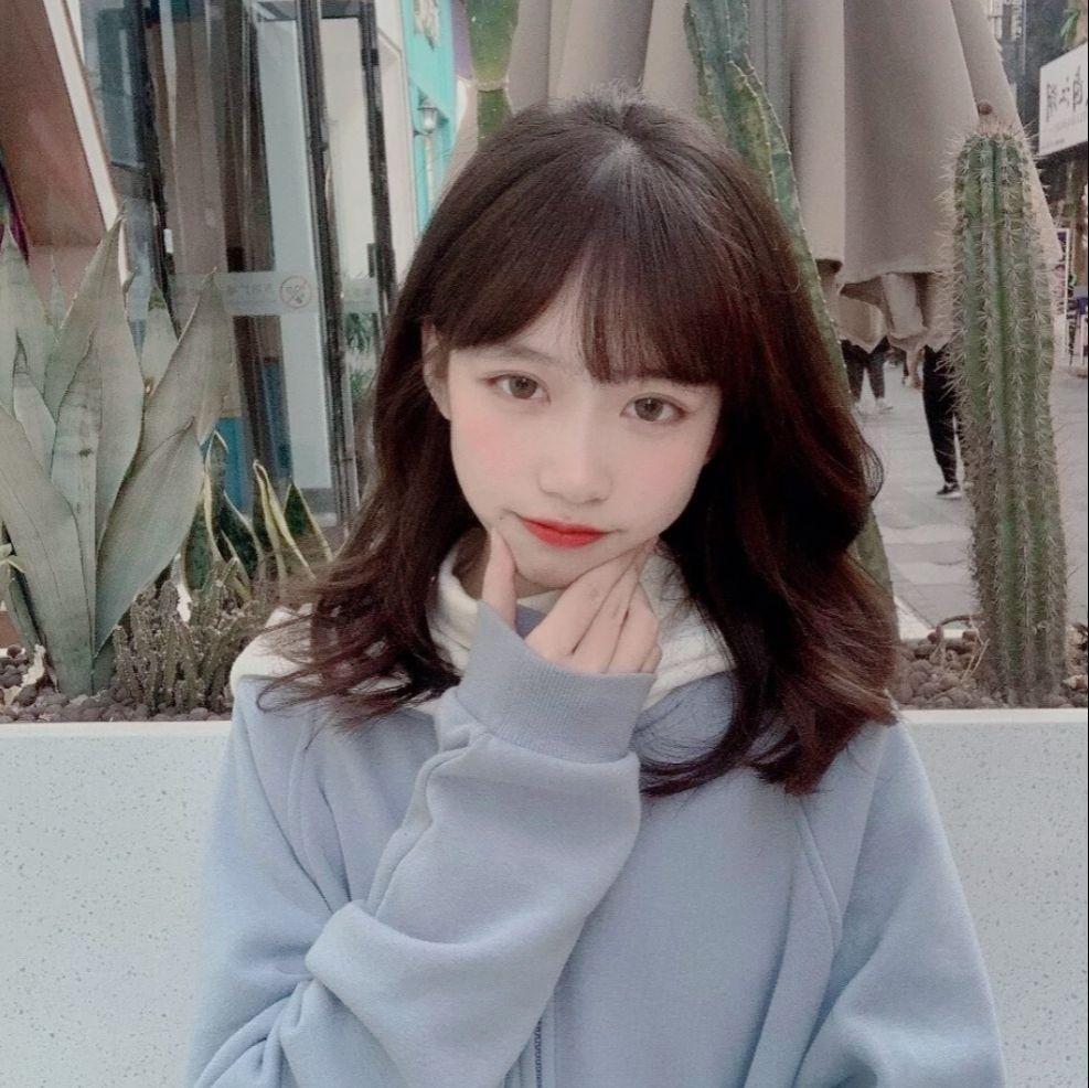WallaceChu's tweet photo. hold prove direction day similar 8888110😘😡
#Chinese model #中国模特 美人金梯出，素手自提筐 https://t.co/VAJnWNXPx2