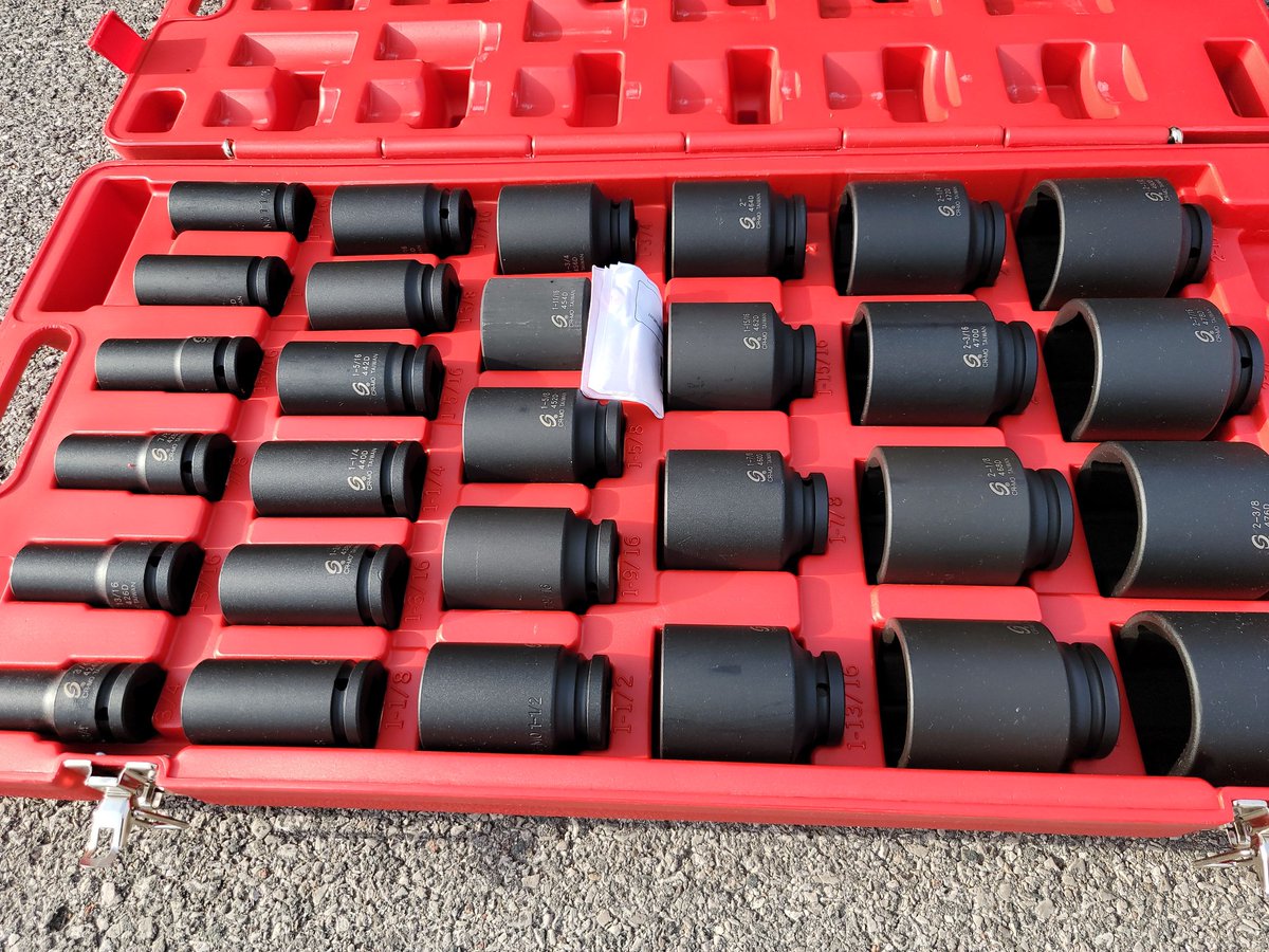 backwoodsdiy's tweet image. Check out @SunexTools Preview video on #Youtube for this 29PC 3/4&quot; Dr. DEEP SAE IMPACT socket set #4695 #Sunex #sunextools #tradesman #tools