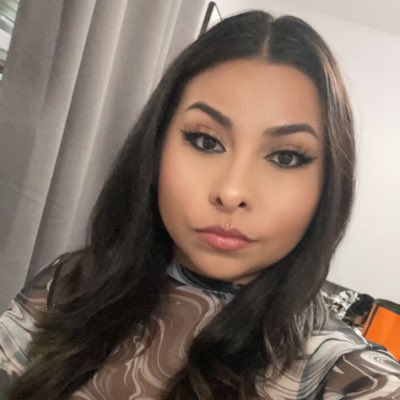 JenniEscalera's tweet photo. #NewProfilePic https://t.co/4QhB9QxBtO