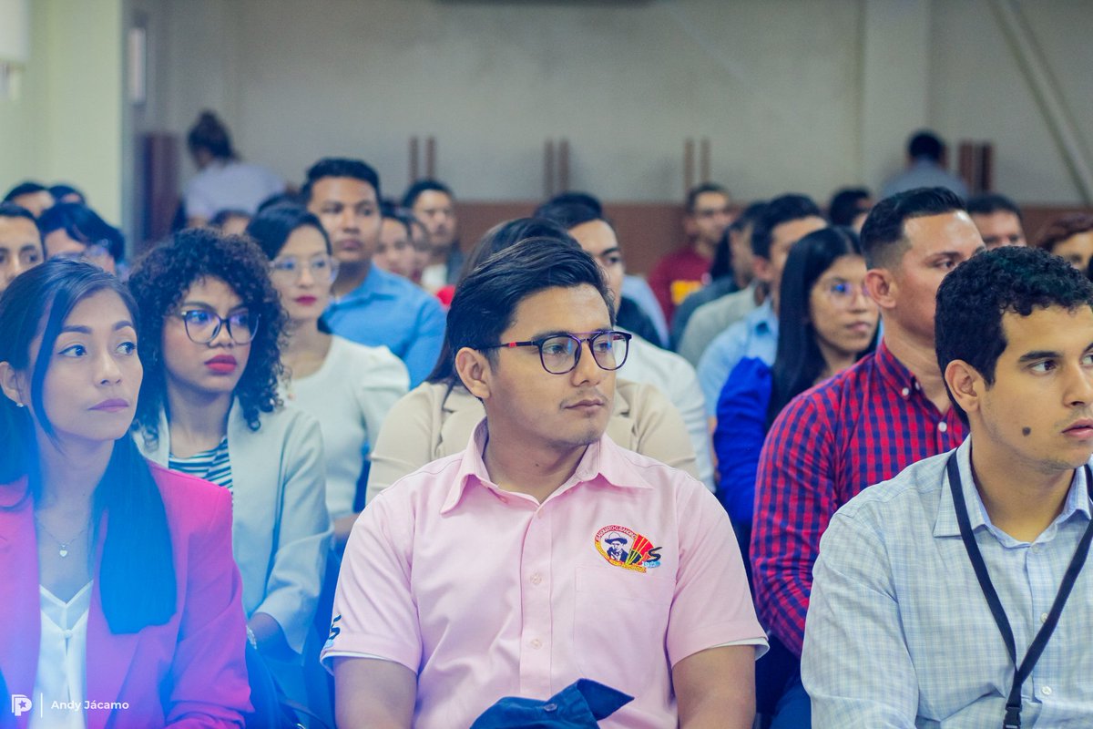 PrensaPopulr's tweet photo. La @js_sandino1979 inicio al Curso de Actualización en Fortalecimiento del Liderazgo y Mejora Continúa, dirigido a los jóvenes de la institución. En este encuentro se abordará Historia de Nicaragua con grandes docentes capacitados, donde celebramos la oportunidad de potenciar y https://t.co/vNRawDp2gx