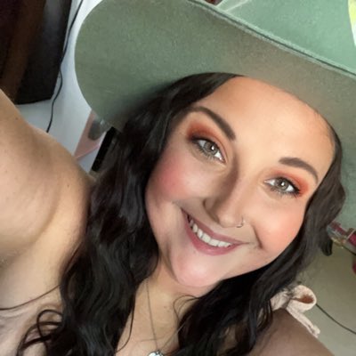 MrsCrady's tweet photo. #NewProfilePic https://t.co/yS0Do5f3aw