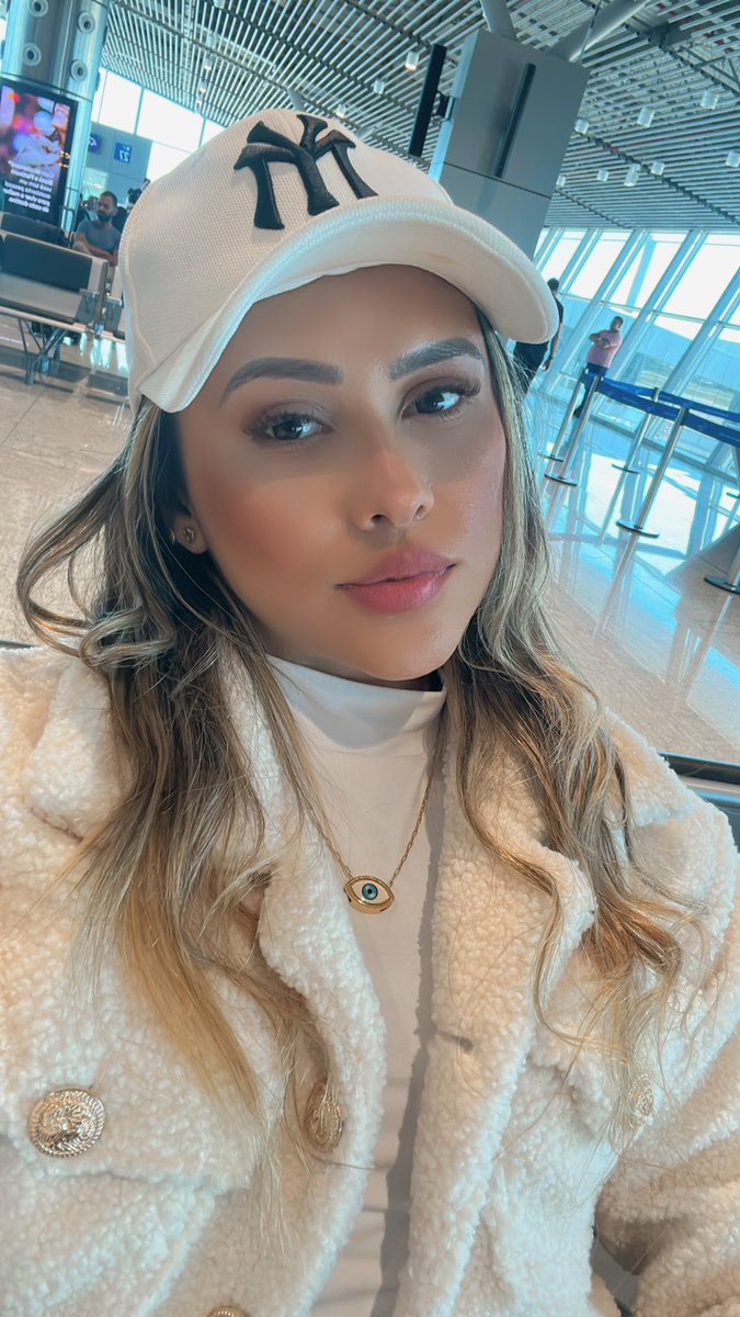 nutri_jaqueliny's tweet image. Sonhe, busque e acredite!!
🧿🙏🏻

.
.
.
#aerolook #mulherempoderada #mulherindependente