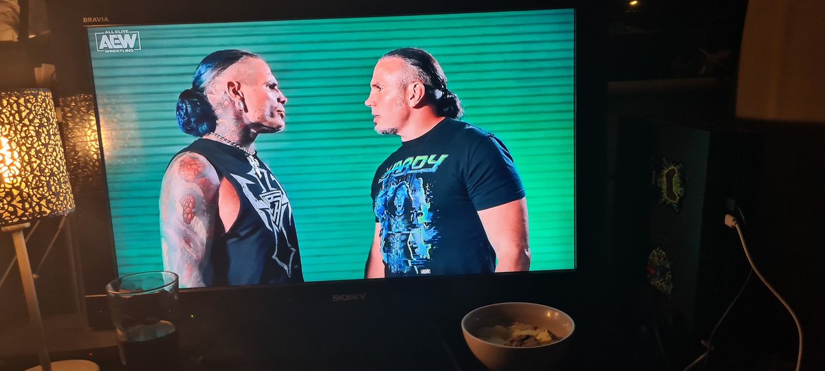 matthewrobbo6's tweet photo. #TheHardyz Are back #AEW https://t.co/8AsJTGKsYJ