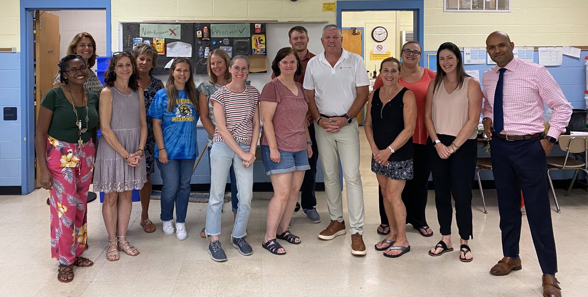 darnestownes's tweet photo. Summer ILT off to a great start as we learn about the community we are honored to serve. Big thank you to @dtowncivic for teaching us about Darnestown history and @RobScheer6 for reminding us about the important role schools play in building community! https://t.co/9mCg8s0RM2