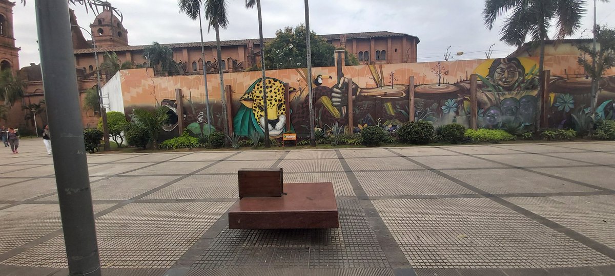 pandelectura's tweet photo. #AMORXSANTACRUZ
#Pancoe22 #ROMA5
@holapancoe @utepsabolivia
Tour por la plaza 24 de Septiembre en Santa Cruz, Bolivia https://t.co/HsUO8PPoqh
