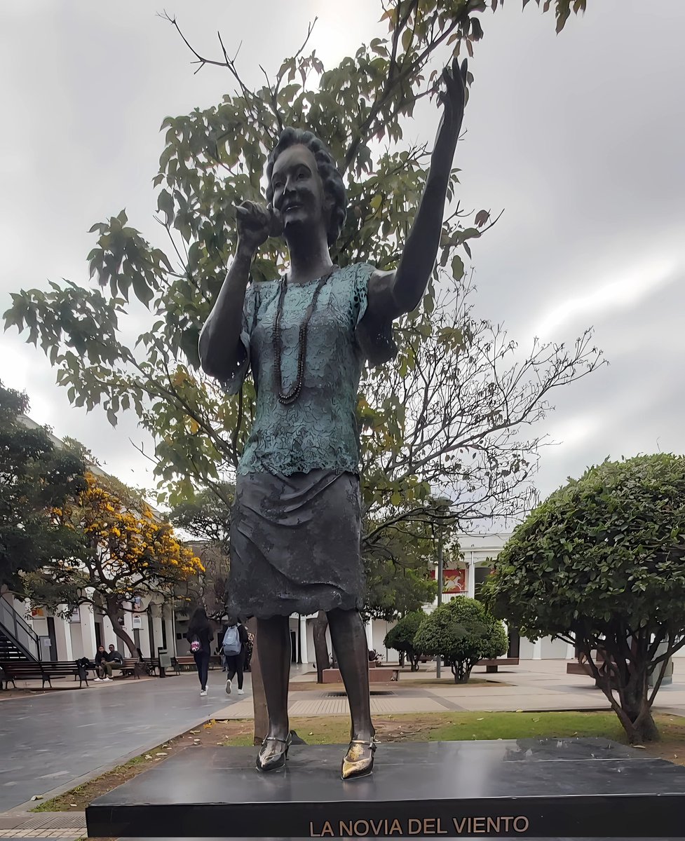 pandelectura's tweet photo. #AMORXSANTACRUZ
#Pancoe22 #ROMA5
@holapancoe @utepsabolivia
Tour por la plaza 24 de Septiembre en Santa Cruz, Bolivia https://t.co/HsUO8PPoqh