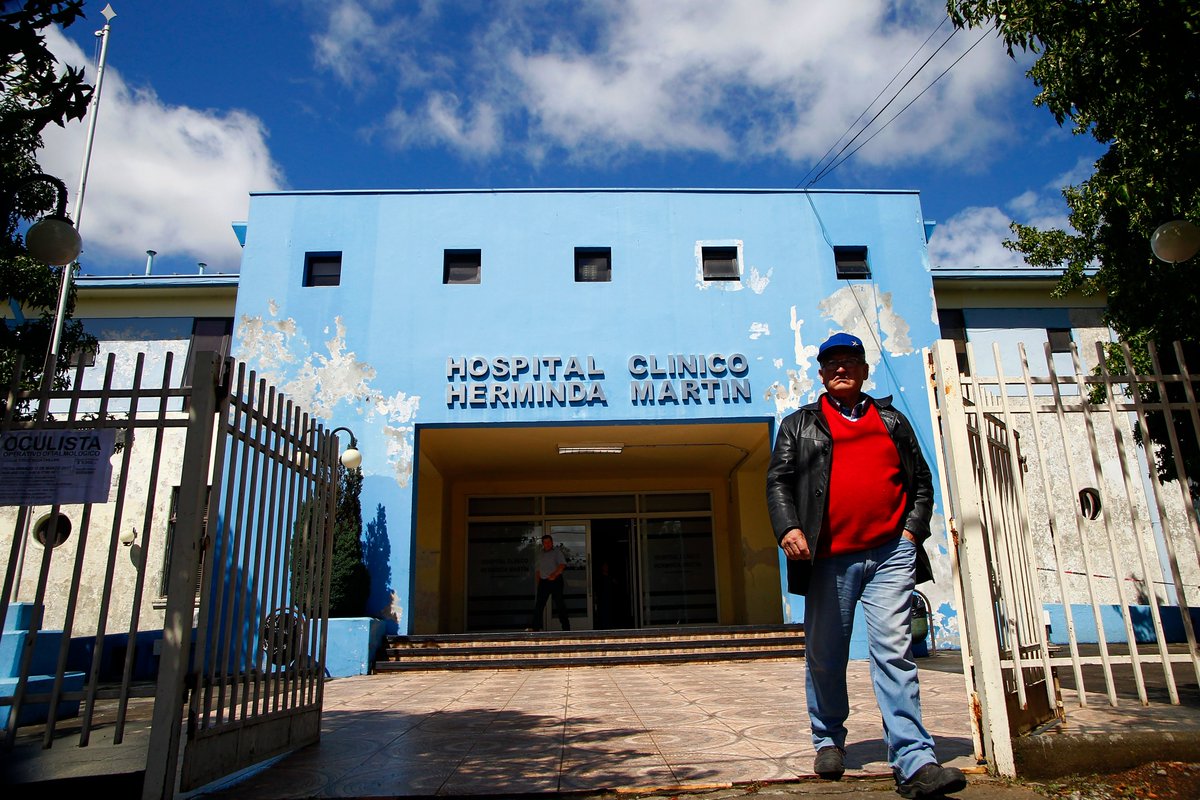 Tras muerte de niña en el Hospital de Chillán, diputada emplazó al ministro Jackson a "preocuparse" por el servicio Mejor Niñez en vez de "hacer noticias por otras cosas" #CooperativaContigo tinyurl.com/2bqsgnx2