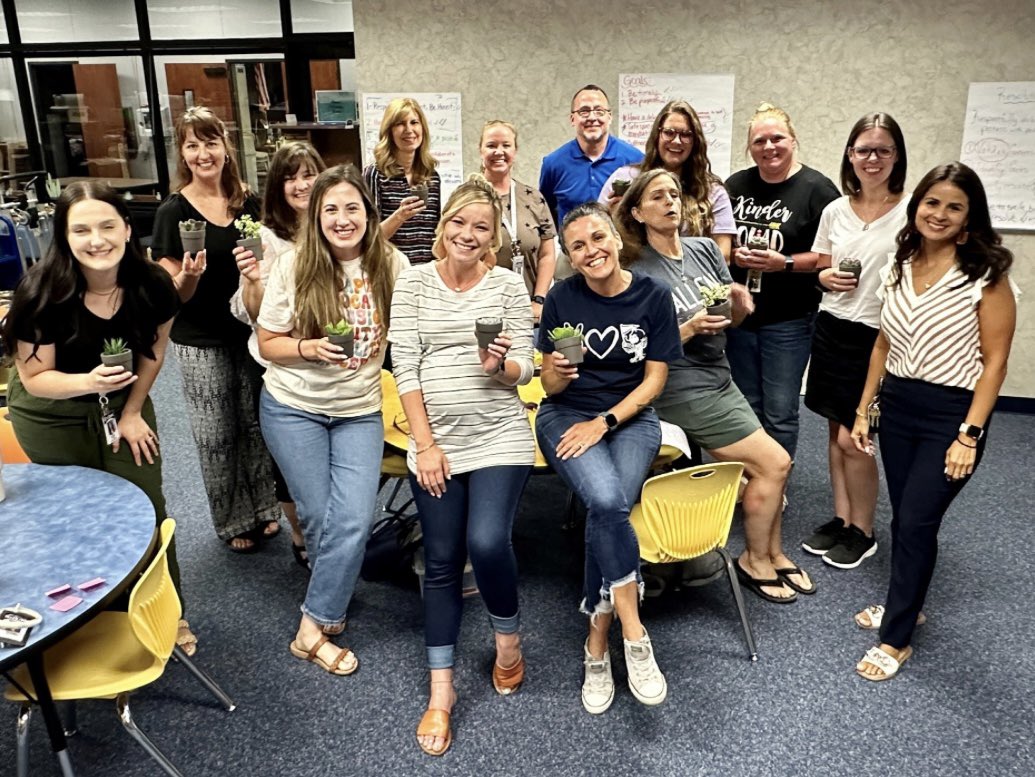 RushingSidney's tweet photo. We kicked off the new school year strong, at our leadership meeting this week. I am looking forward to new adventures this year! https://t.co/863gRXIIN5