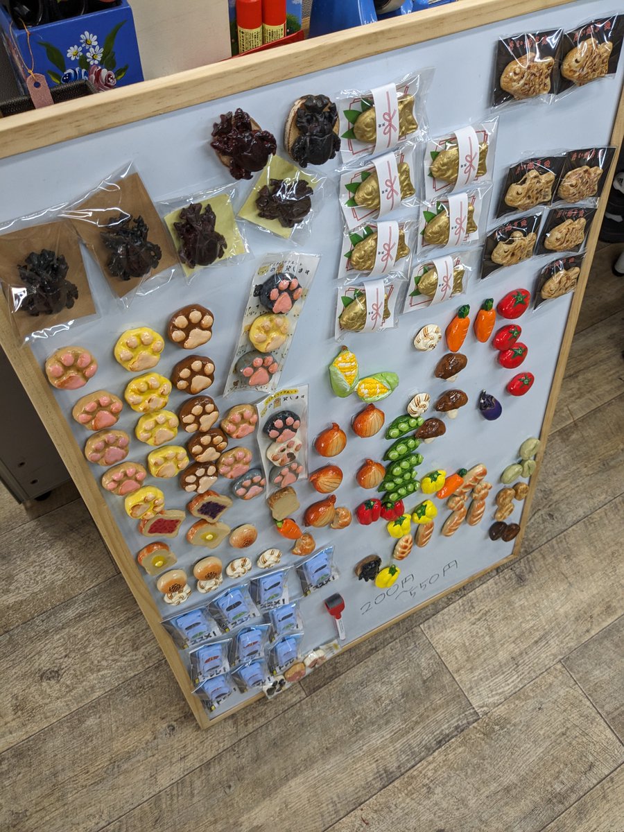 あとりえトリムでは、オリジナルマグネット制作もできます。小さな作業所ですが、その分、小さく立ち回れるので、なにかご要望があればお知らせください😁😁😁#あとりえトリム #就労継続支援Ｂ型事業所 #大分市 #マグネット