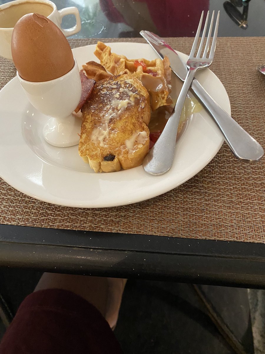 itsmambei's tweet photo. Before we attack the day , we attack the buffet breakfast https://t.co/YsdOfos9gF