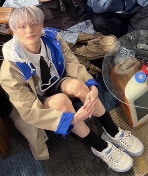 까우 lll tweet media