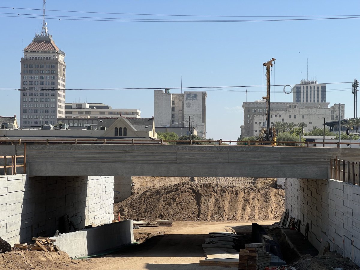 Dan Zack tweet media