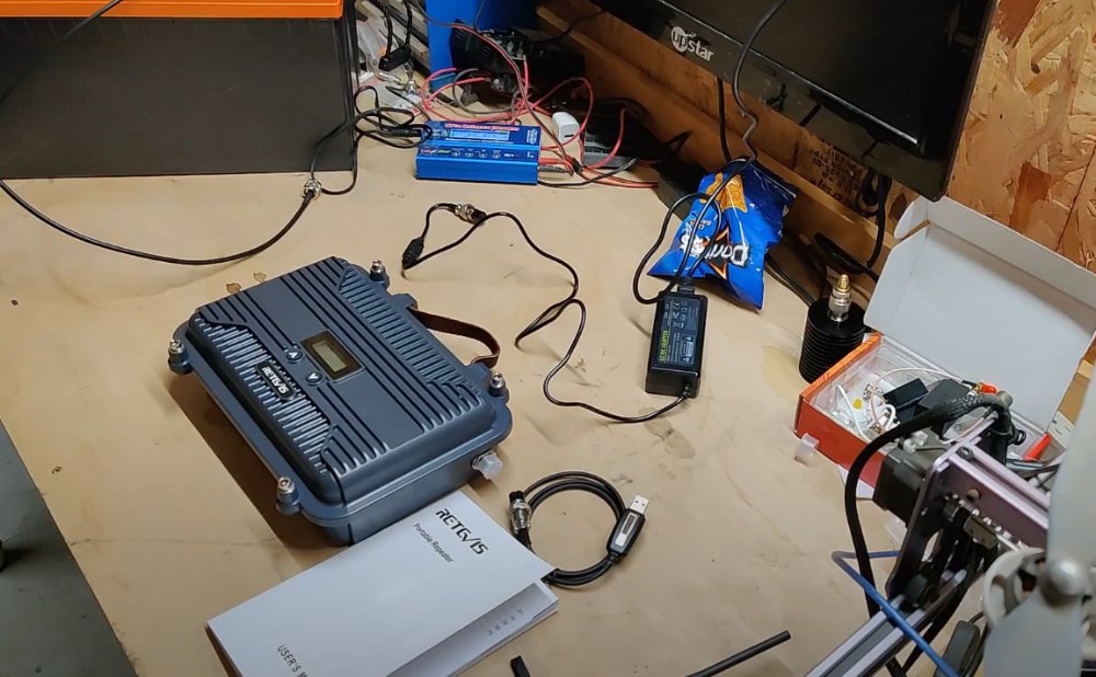 retevis_fans's tweet image. #Retevis #RT97S #repeater, which can work with a mic and use a data cable to export the audio to open-source software. With a 10W portable repeater with an audio card and a data port to connect to #raspberry pi software.
🛒
US: bit.ly/3YayPVT
EU: bit.ly/453eeFs