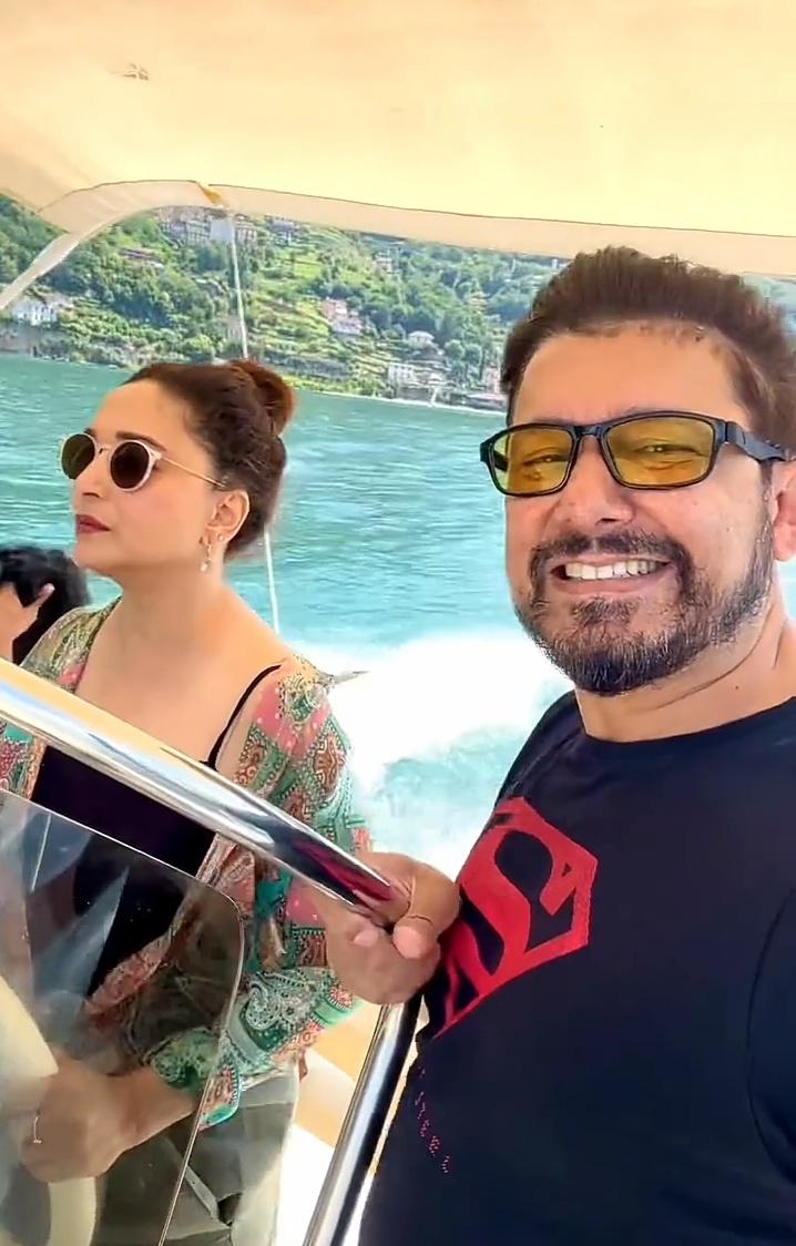 MyreallifeMDMam's tweet photo. Hppy Thrsday Mrning!☀🚤🍃
My diva mam sir ji & ur all family🙏🤗
Today Is A New Day,A Day For New Beginning,New Start,And Today Is Your day.Have a Blessed Day Ahead.🙏🤗
@MadhuriDixit mam🙏
#MadhuriDixit mam🙏
@DoctorNene sir ji🙏#DrNene sir ji🙏
#GoodMorning #EnjoyDay #Thursday https://t.co/8XbmbPjEel