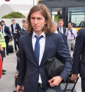 _OsFlanaticos's tweet photo. FILIPE LUÍS EM CAMPO COM ESSE UNIFORME HOJE! 👑👑👑 https://t.co/XbApr5tega