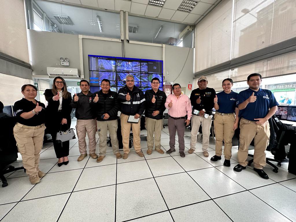 SegCiudadanaMML's tweet photo. 📌#UnidosSomosMasFuertes visitamos al distrito de
@Muni_Lince de nuestra mancomunidad #CENTRO2 para coordinar acciones preventivas y brindar asistencia técnica para culminar los detalles del proceso de integración operativa por una #LimaSegura una #LimaIntegrada una #LimaSinViolencia 🌇