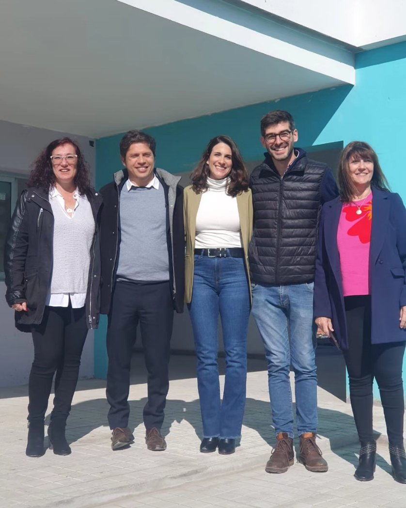 NSalbitano's tweet photo. Tanta gestión, tanta transformación en la Pcia. puede generar tanto amor de la gente. Gracias para siempre querido @Kicillofok https://t.co/ZvBiPayFku