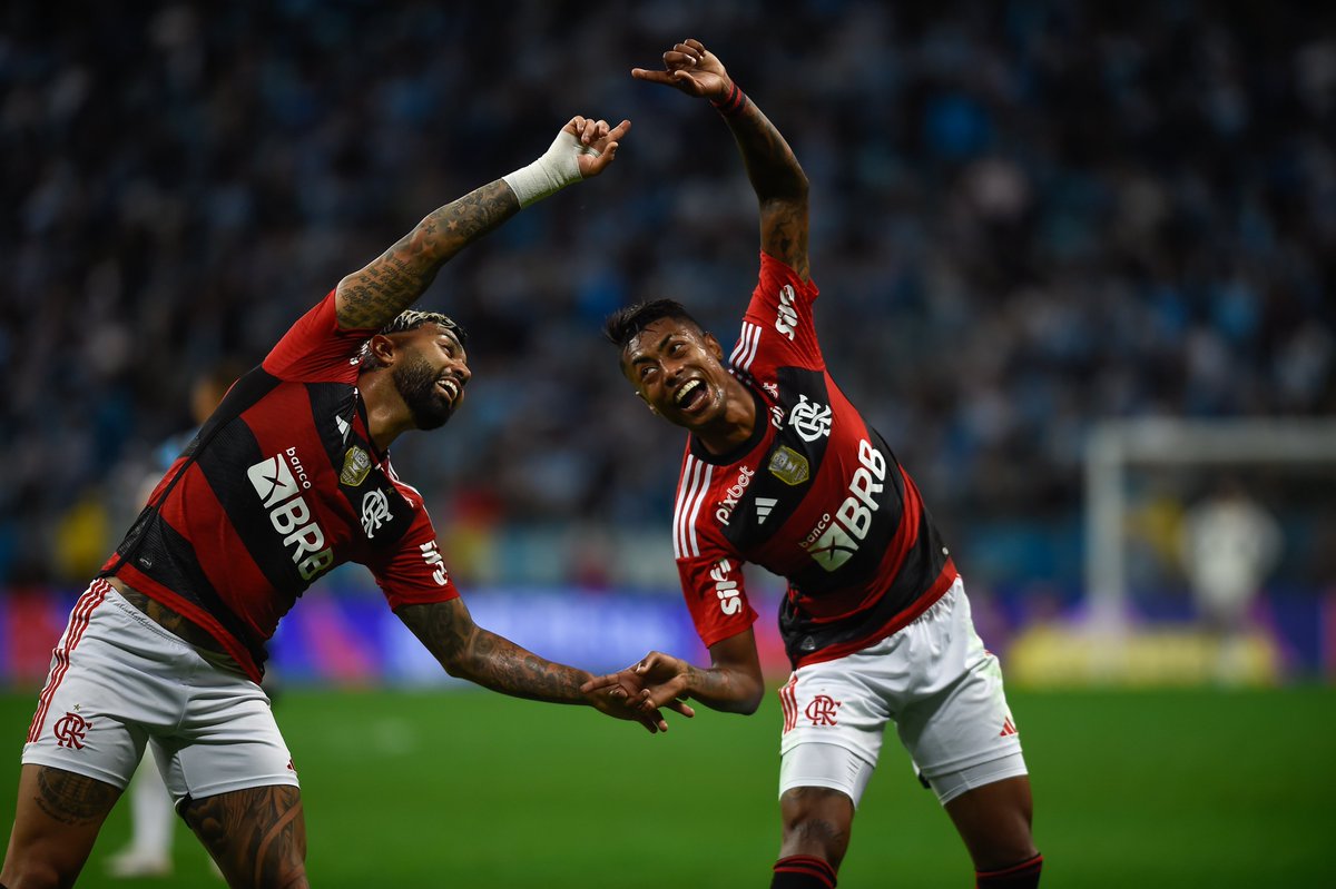 ☝️☝️     ❤🖤   ☝️☝️

📸 Marcelo Cortes / CRF