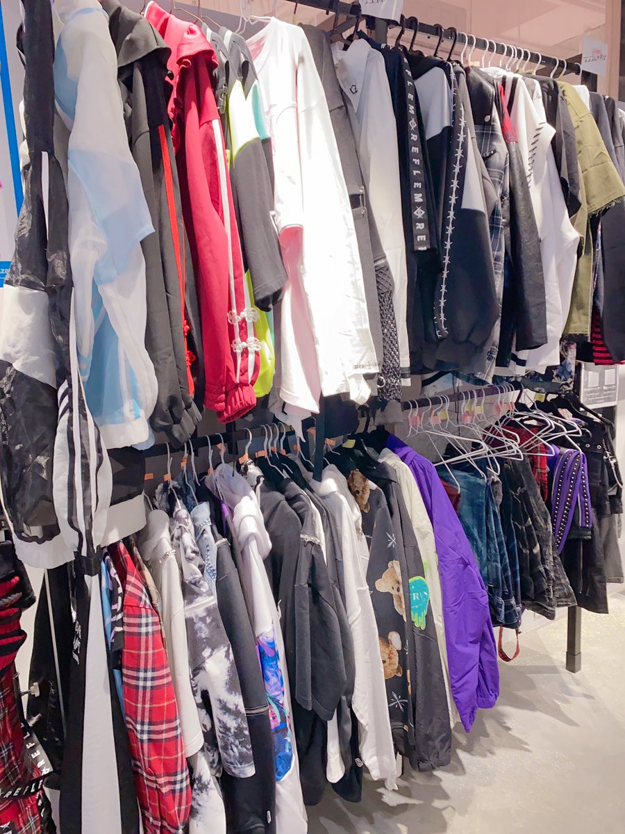 misa_000000000's tweet photo. ｻﾝﾌﾟﾙｾｰﾙ開催中だ〜❕
#CIVARIZE #REFLEM #TRAVASTOKYO #グランバザール https://t.co/NBnMCv3k9n