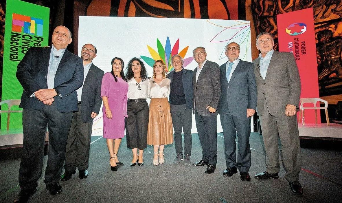 gaviotasterling's tweet image. Como empezó | como vamos.
#Unid@s 
#SomosMareaRosa
#SeguimosEnMarcha 
#EnDefensaDeLaDemocracia
#FrenteAmplioPorMexico