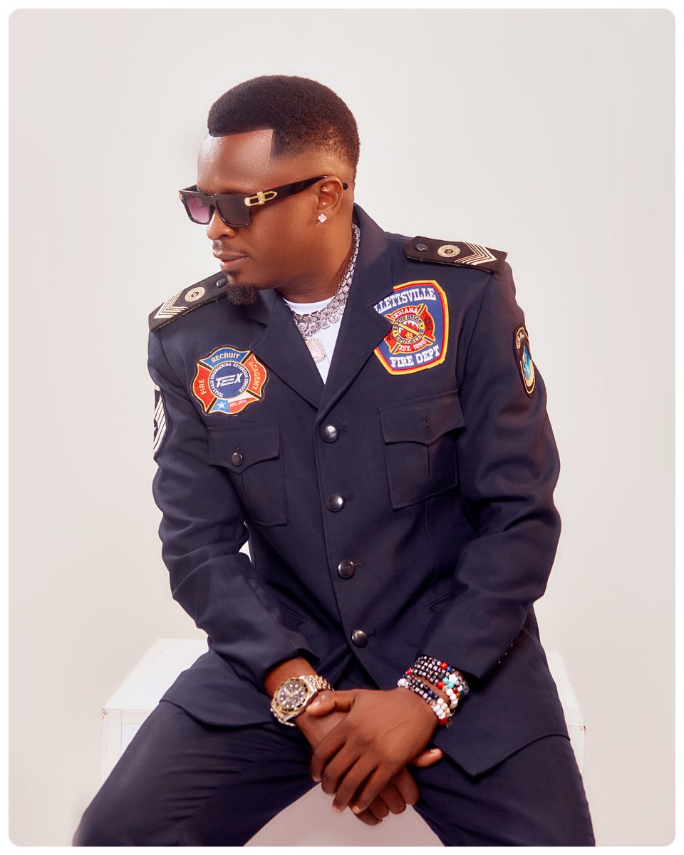 MusicPermit's tweet photo. Happy birthday number one  dj 🦁🎂🎁🎊🎉🎉🎉 enjoy ur day @DjShiru baddest in the game https://t.co/drO5fZeoID