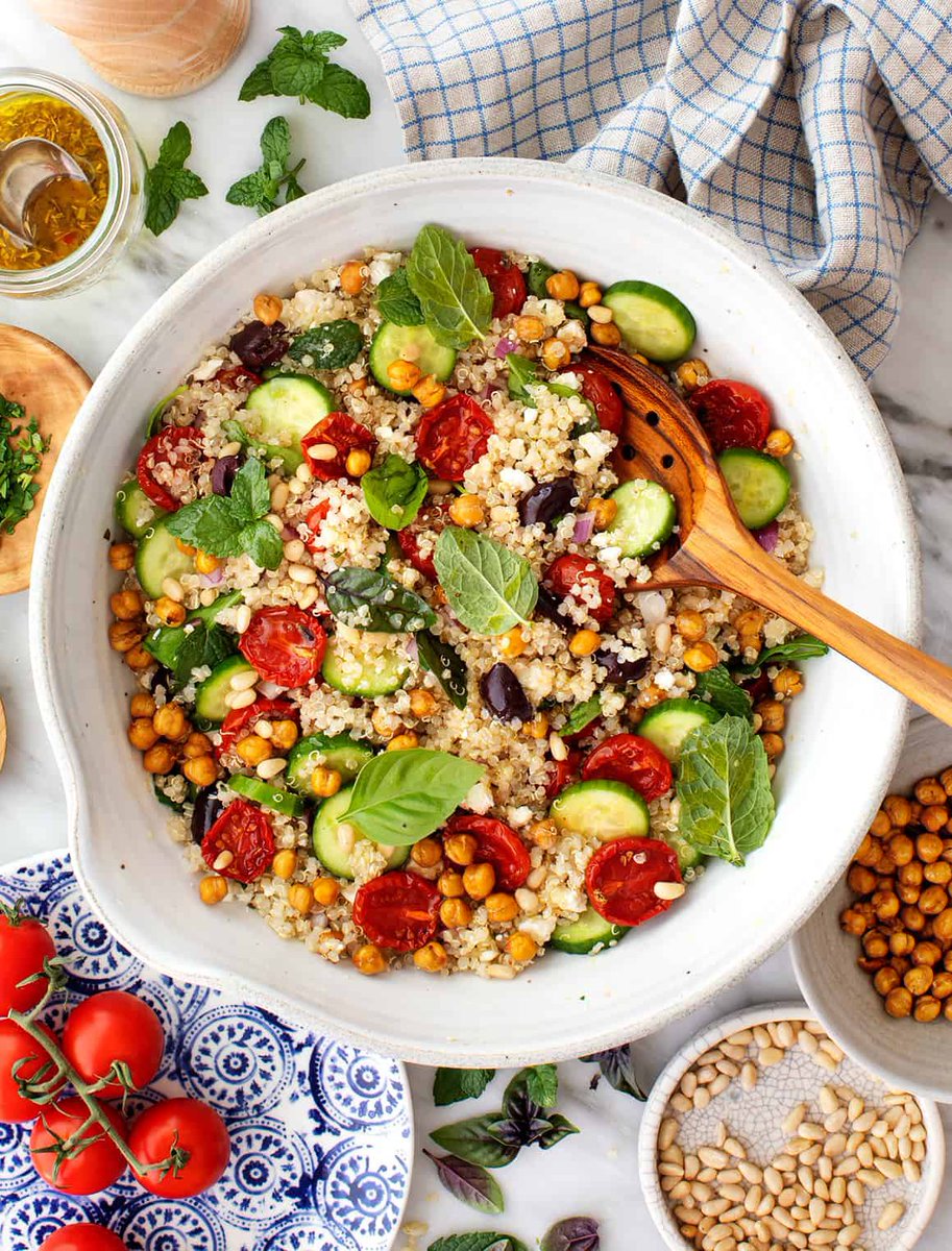 Craving a wholesome and delicious meal? Let's whip up a colorful Mediterranean Quinoa Salad! 🌱🍅🥒 Bursting with flavors and packed with nutrients. Follow along for the step-by-step recipe! #HealthyEating #QuinoaSalad