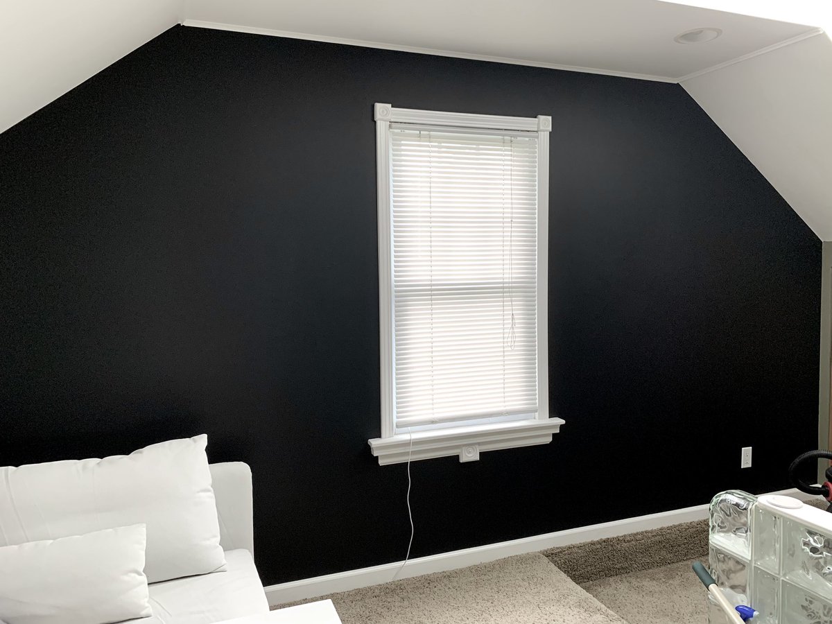 LindsaySplichal's tweet photo. PAINT IT BLACK https://t.co/NxNEHXBvea