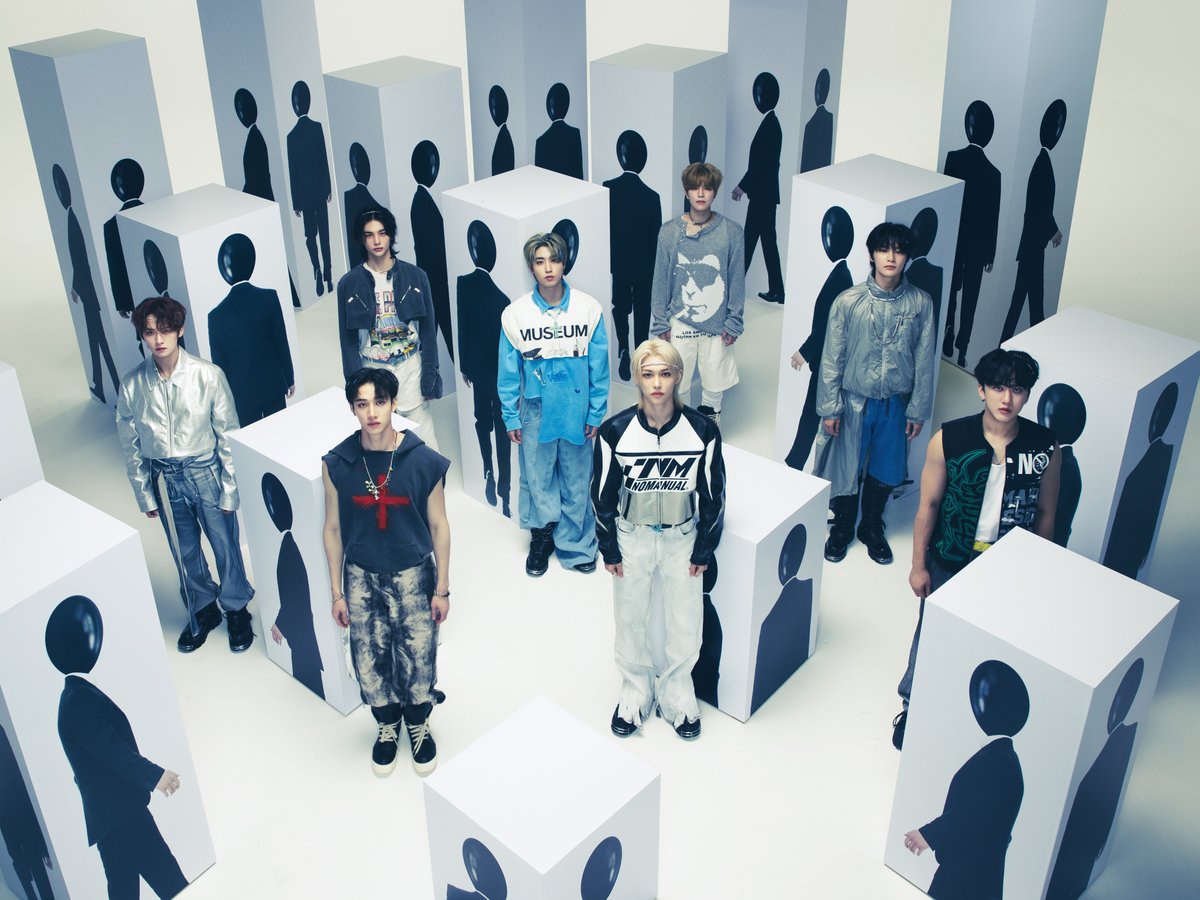 LiSA_STAFF's tweet photo. 【お知らせ】
9/6（水）発売、Stray KidsのJAPAN 1st EPに初コラボレーションとなる「Social Path (feat. LiSA)」の収録が決定！ 

▼詳細はコチラ
https://t.co/tq8pi6k2EE
▼CD予約
https://t.co/SVE9GmyuIG

#LiSA
#StrayKids
#スキズ
#スキズ_1st_EP
#JAPAN_1st_EP
#SKZ_SocialPath_featLiSA https://t.co/6nhDhtbrdJ