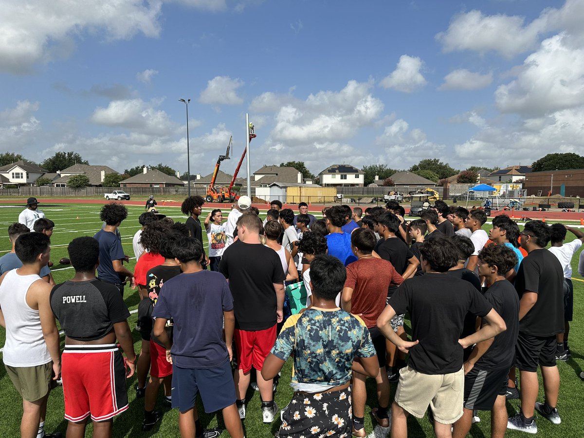 Maverick Football tweet media
