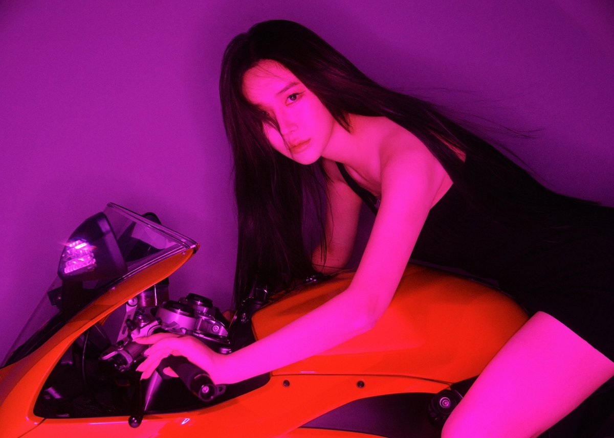 민영 / MINYOUNG tweet media