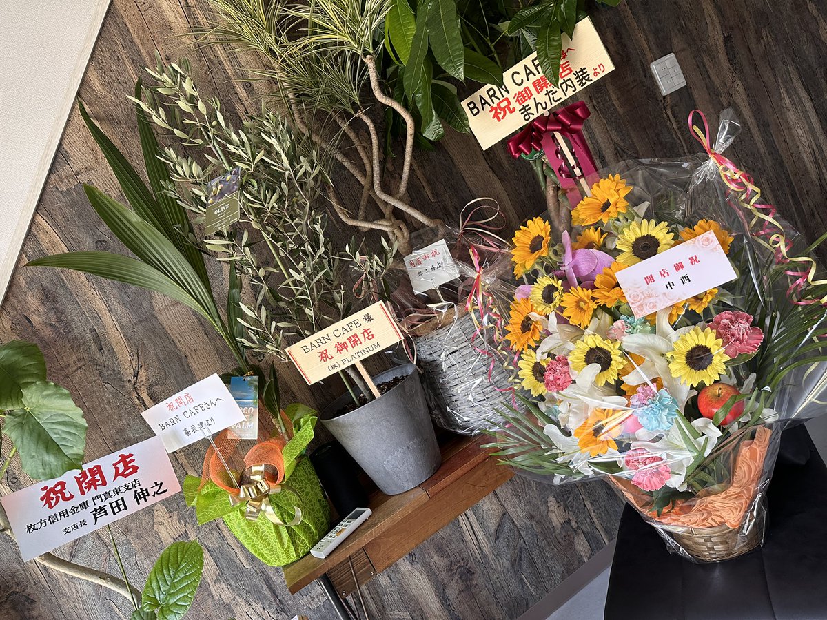 barn_cafe21's tweet photo. イートイングランドオープン(*''∀''*)
#キッチンカー　#スパイスカレー　#タコライス　#イートイン　#門真市　#カフェ https://t.co/x34OrRFInu